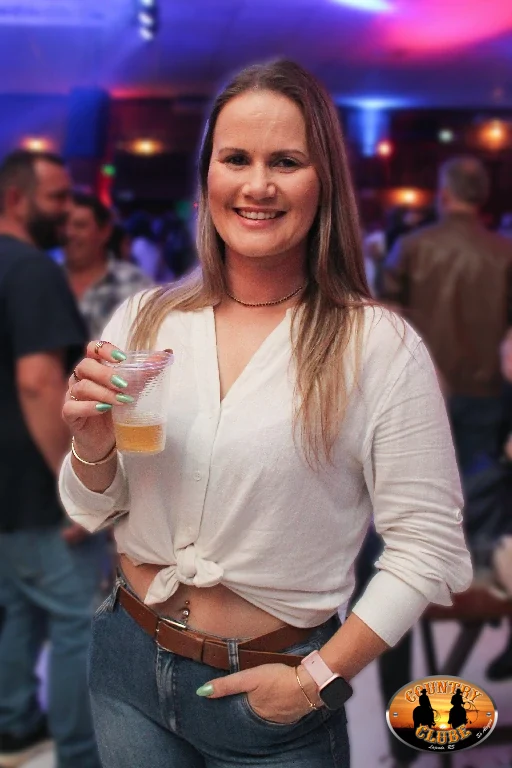 Domingo - Leandrinho e banda + Grupo Presença